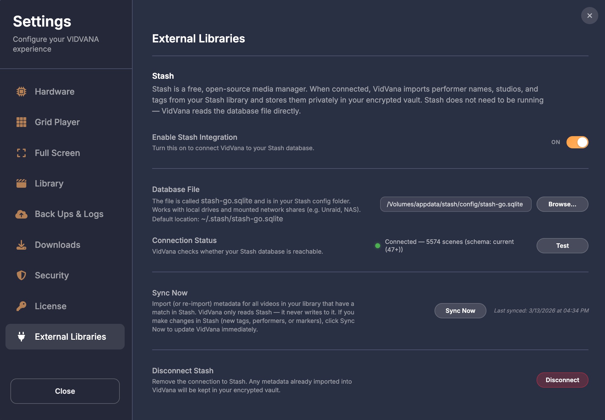 VidVana External Libraries settings showing Stash connected with 5574 scenes synced